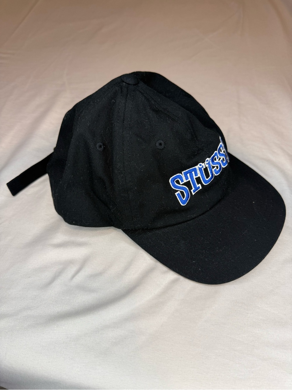 NWT Stüssy Arch Logo Embroidered Strapback Cap Hat Black / Royal Blue - Picture 4 of 6